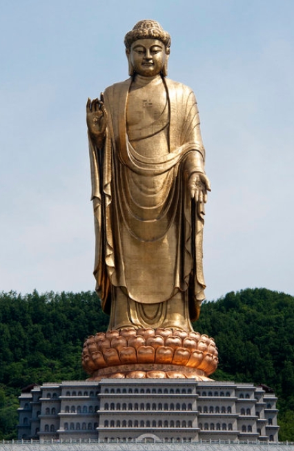 worlds tallest statues