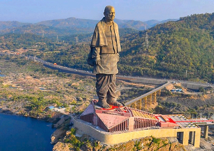 worlds tallest statues