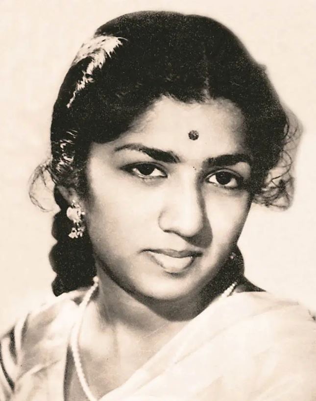 lata mangeshkar passes away  lata mangeshkar death  lata mangeshkar musical journey  lata mangeshkar biography  ലത മങ്കേഷ്‌കര്‍ മരണം  ഇന്ത്യയുടെ വാനമ്പാടി  ലത മങ്കേഷ്‌കര്‍ സംഗീത ജീവിതം  ലത മങ്കേഷ്‌കര്‍ അന്തരിച്ചു