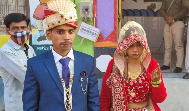 newly wed bride cast her vote before leaving for in-law's house in uttarpradesh