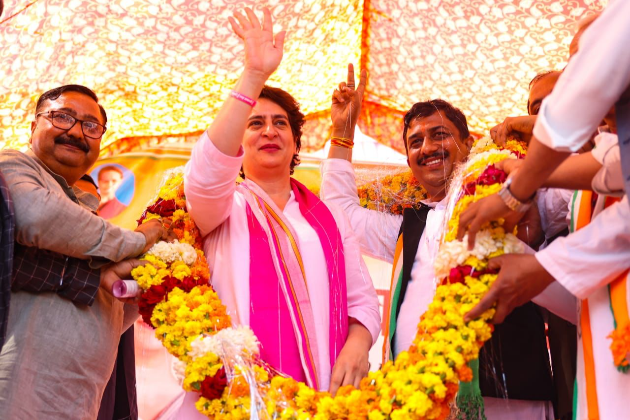 PRIYANKA GANDHI ROAD SHOW IN RAE BAREILY