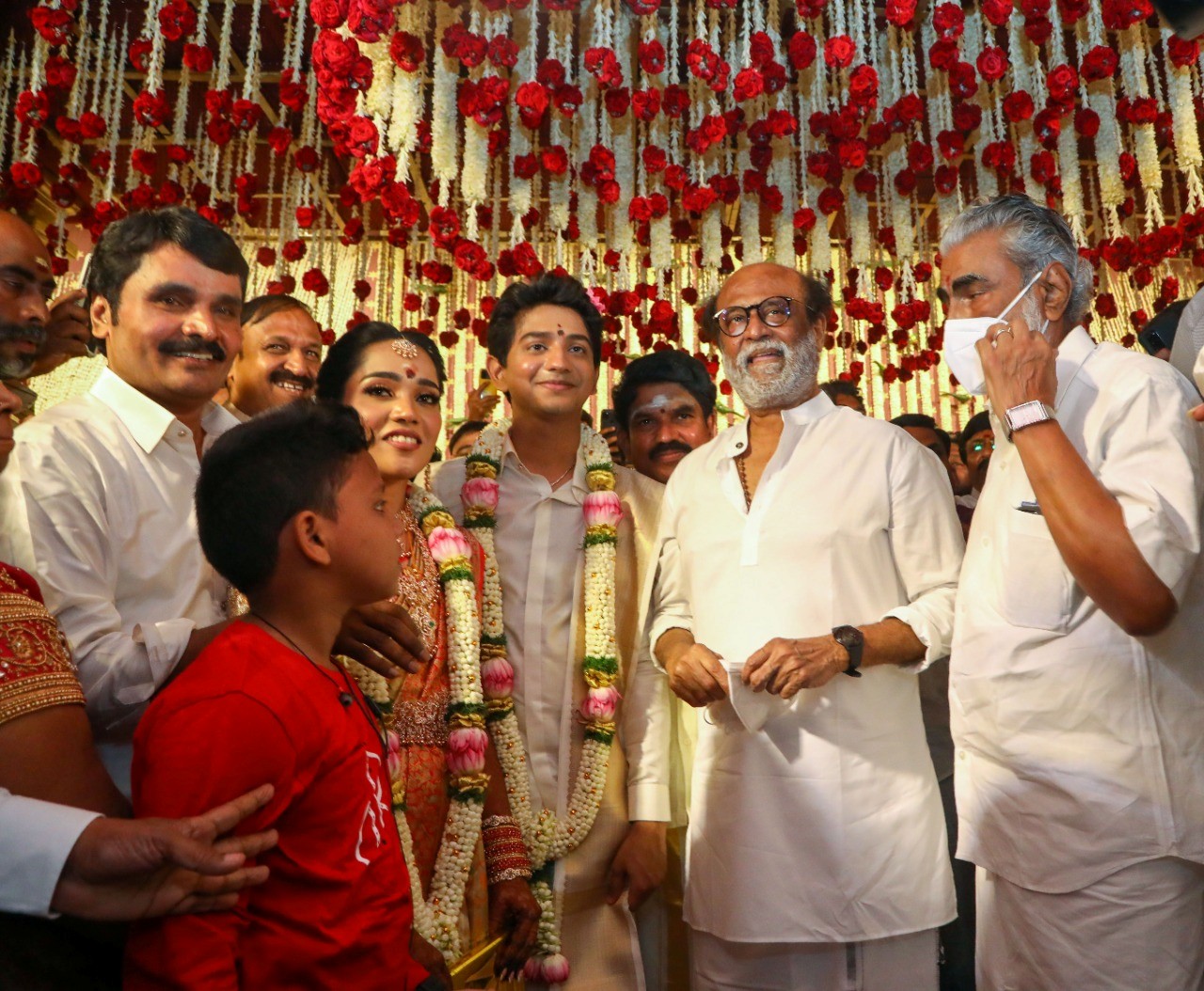 Kamal Haasan light up producer Anbu Chezhian's daughter's wedding