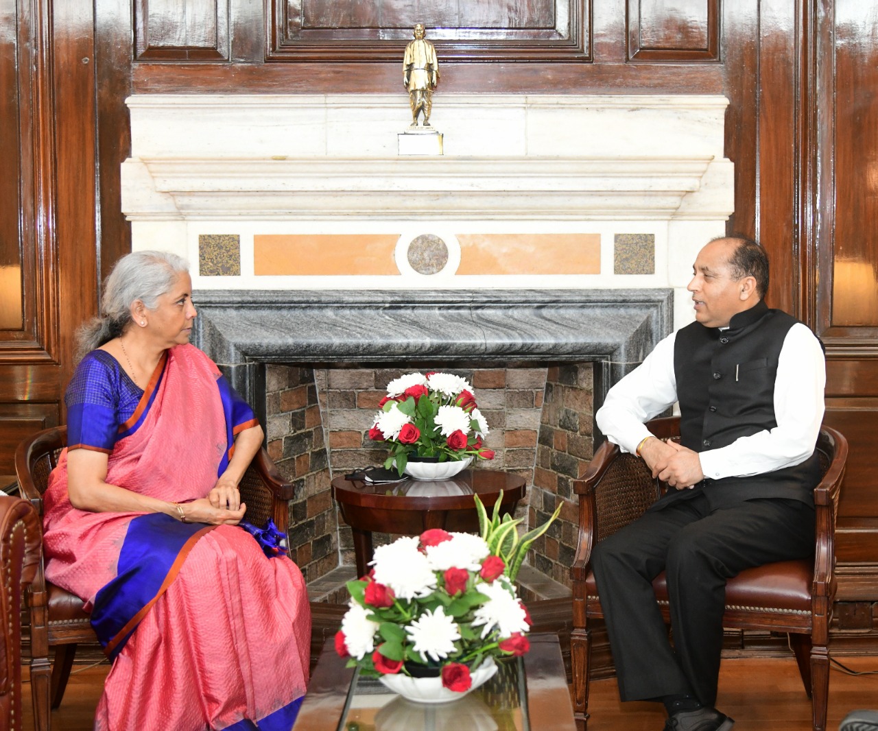 CM Jairam Thakur meet Finance Minister in Delhi