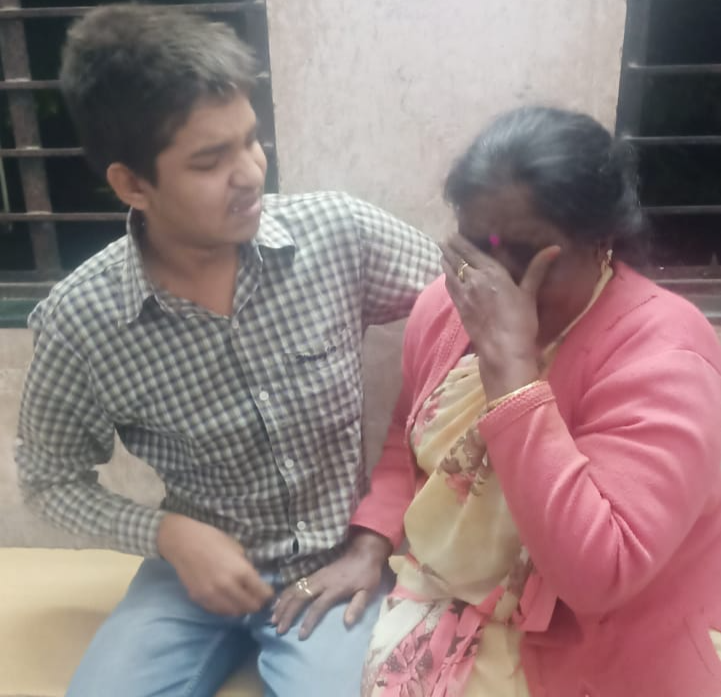 Aadhaar reunites Bengaluru boy with mom 6 years after he wen