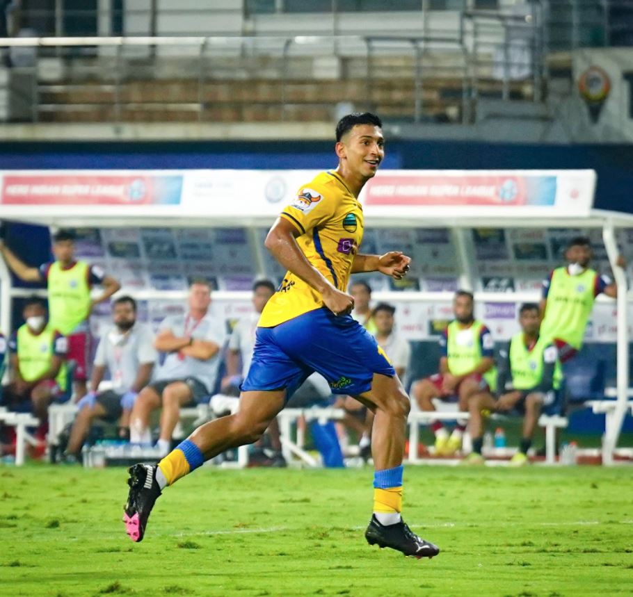 ISL  Kerala Blasters vs Jamshedpur FC  ഐഎസ്‌എല്‍  കേരള ബ്ലാസ്റ്റേഴ്‌സ്-ജംഷഡ്‌പൂര്‍ എഫ്‌സി  റൂയ്‌വ ഹോർമിപാം  അഡ്രിയാൻ ലൂണ  സഹൽ അബ്‌ദുൾ സമദ്  പീറ്റർ ഹാർട്ട്ലി  ഗ്രെഗ് സ്റ്റുവർട്ട്  Sahal Abdul Samad  Adrian Luna  Peter Hartley  Ruivah Hormipan