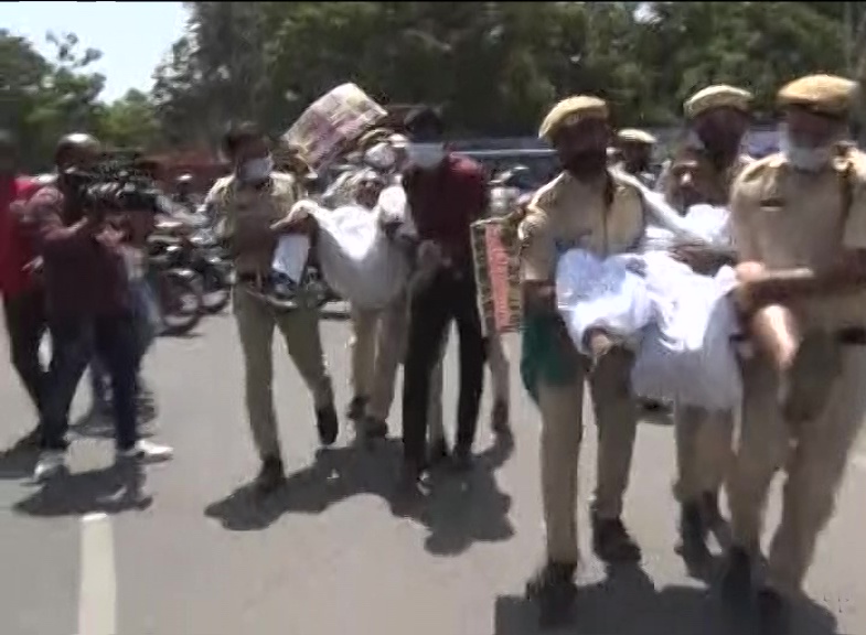 Sugar Farmers protest