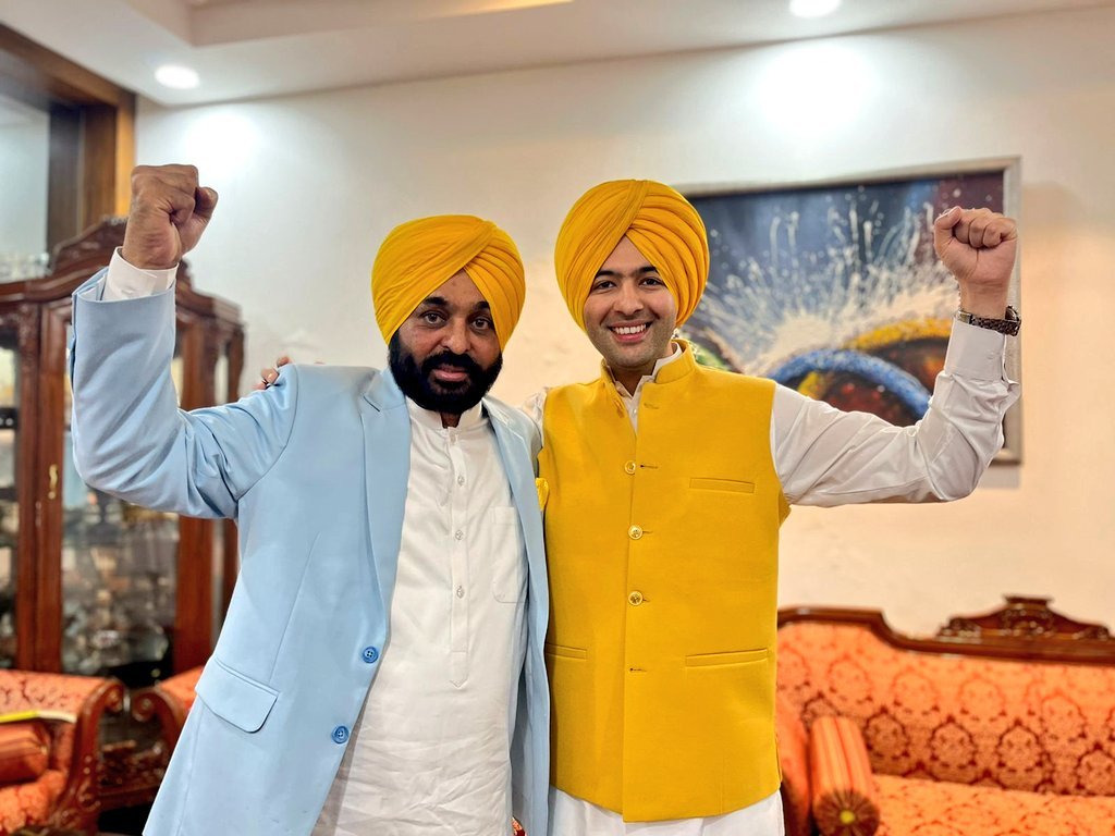 First AAP CM of Punjab being sworn in