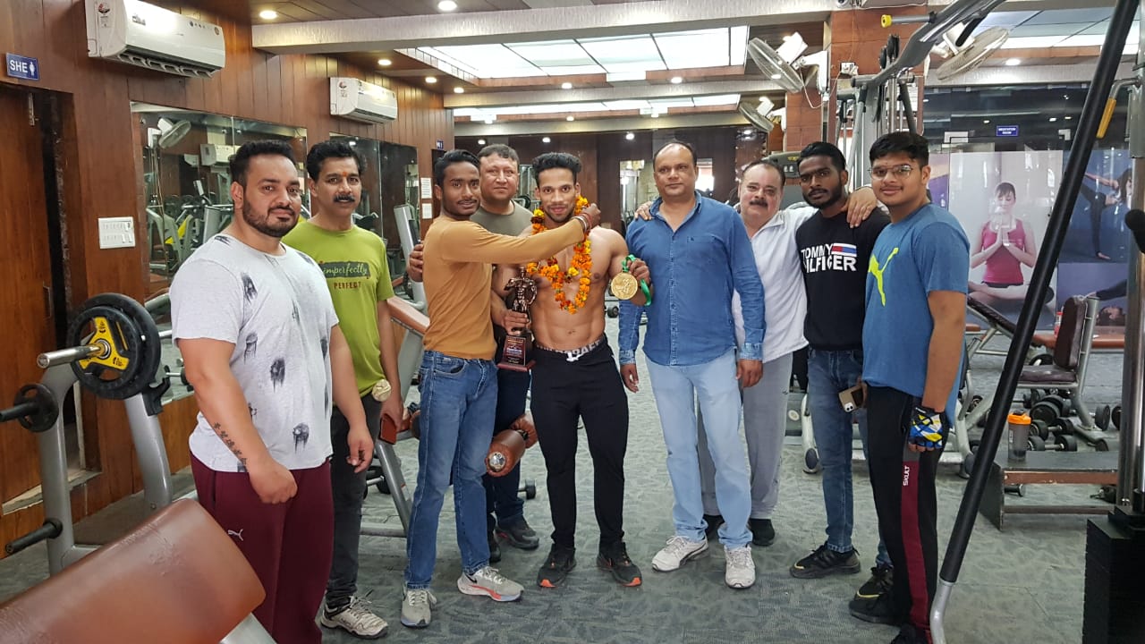 lalit-lodhi-wins-gold-in-gangtok-ibbf-body-building-competition