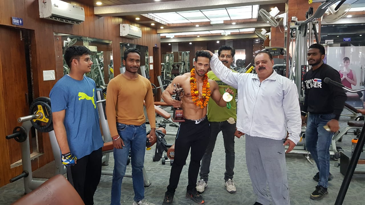 lalit-lodhi-wins-gold-in-gangtok-ibbf-body-building-competition