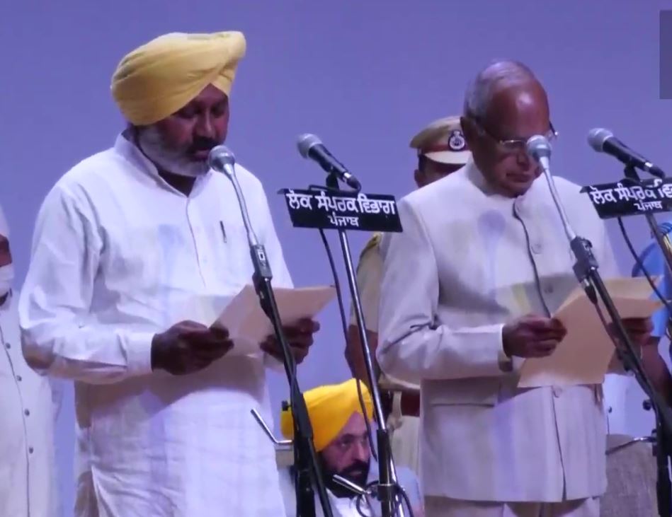 punjab-cabinet-take-oath