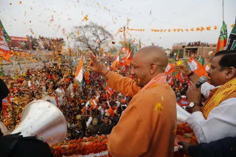 Yogi Adityanath take oath as Uttar Pradesh CM