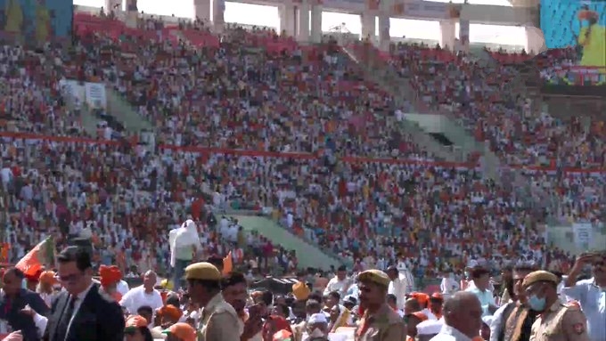 Yogi Adityanath take oath as Uttar Pradesh CM