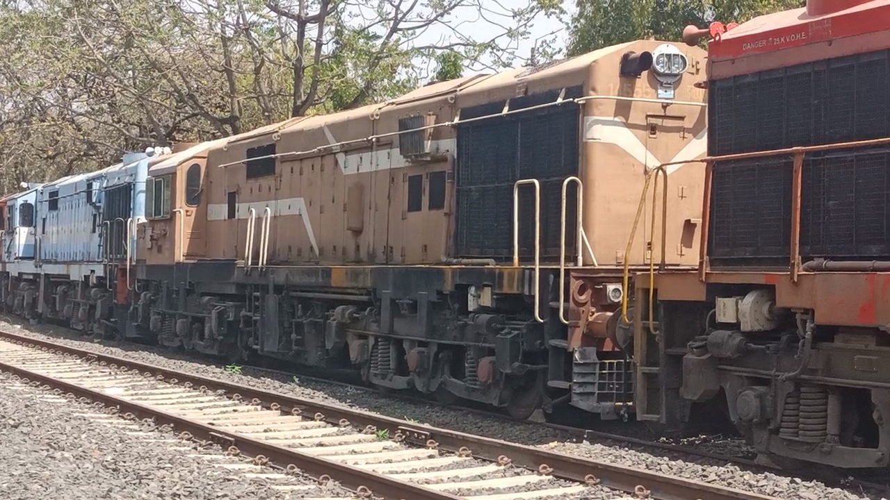 Rail Diesel Engines On Display For Sale