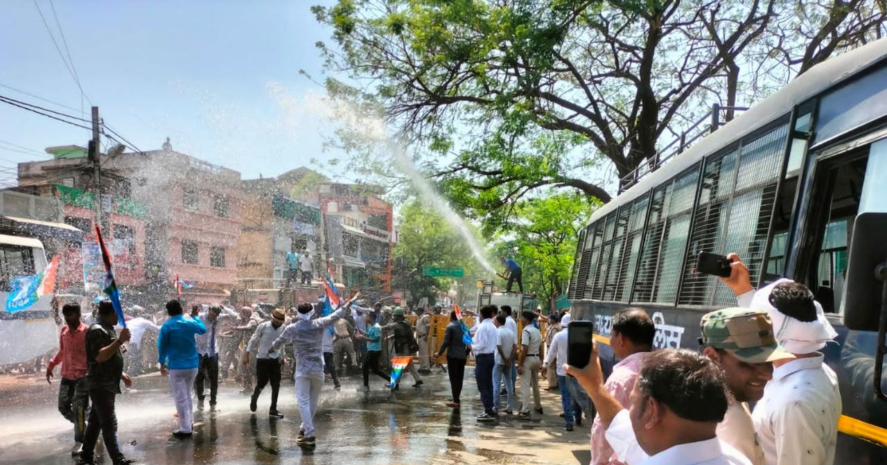 Congress and NSUI protest in sagar