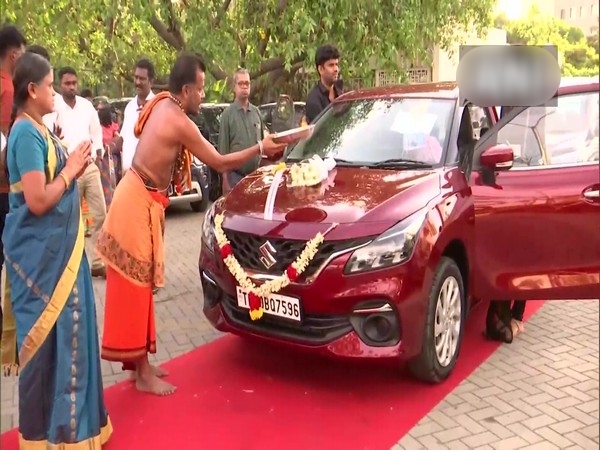 Chennai Based IT Firm Gifts Cars To Its 100 Employees