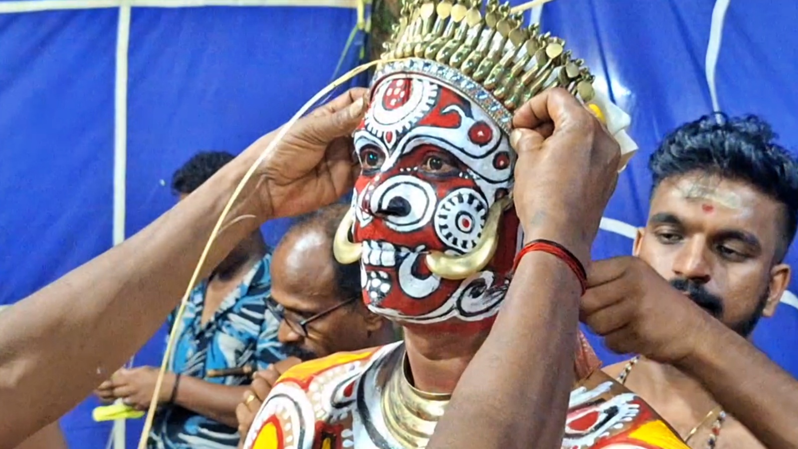 KUNNAMANGALAM GOVERNMENT COLLEGE  LECTURER RAGHUDAS THIRA  THIRAYATTAM