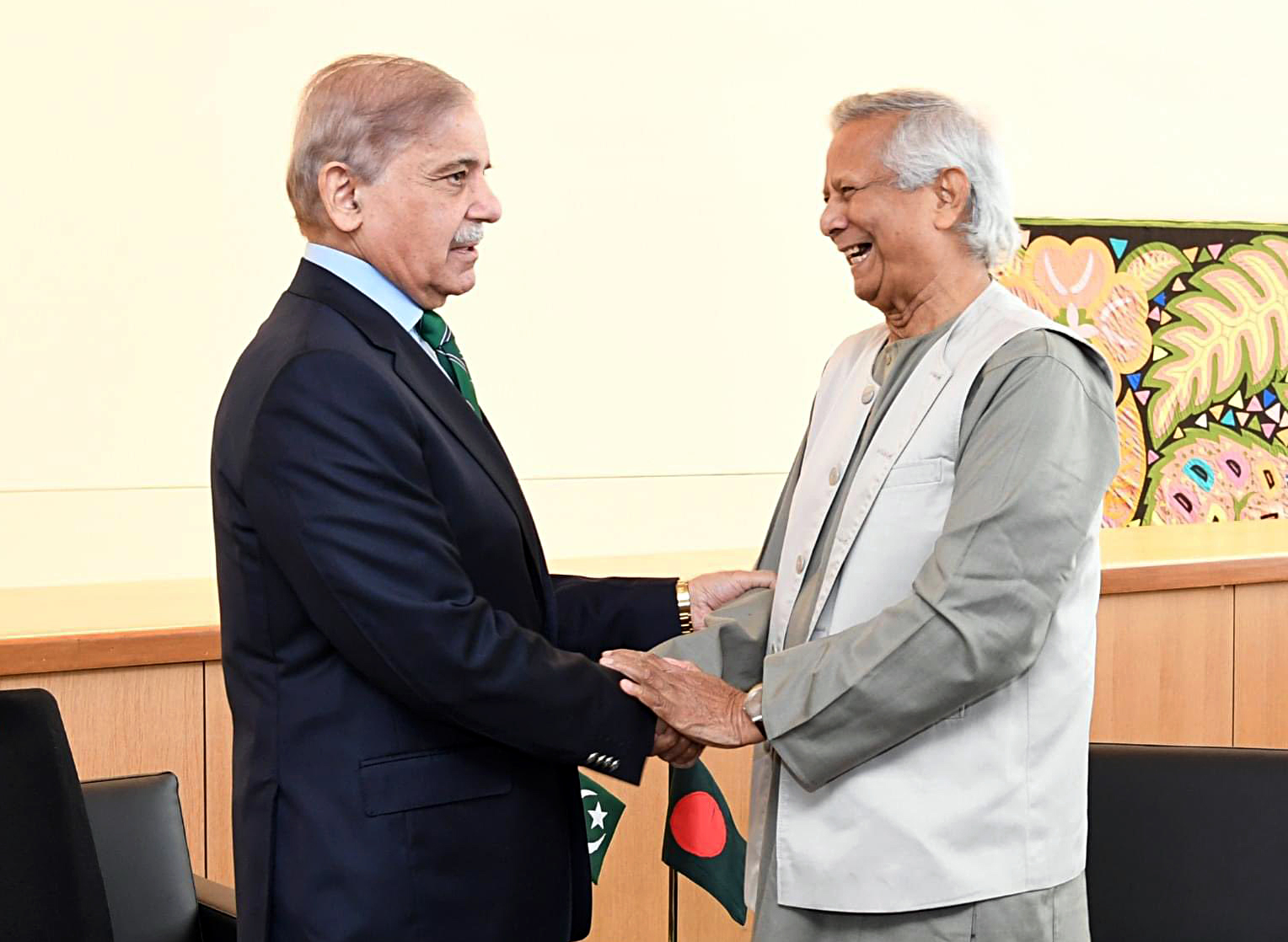 Bangladesh Chief Adviser Professor Muhammad Yunus meets with Pakistan Prime Minister Shehbaz Sharif on the sidelines of the UN General Assembly, in New York on Sep. 26, 2024.