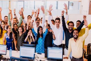 TIPS TO CREATE A HAPPY WORKPLACE  HOW TO CREATE A HAPPY WORKPLACE  HAPPIER WORKPLACE IS POSSIBLE  WAYS TO INCREASE EMPLOYEE HAPPINESS