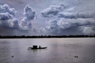 বৃহস্পতিতে বৃষ্টি বঙ্গজুড়ে