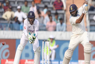 Rohit Sharma  India vs England 3rd Test  India vs England Live Score  രോഹിത് ശര്‍മ അര്‍ധസെഞ്ച്വറി  ഇന്ത്യ ഇംഗ്ലണ്ട് മൂന്നാം ടെസ്റ്റ്
