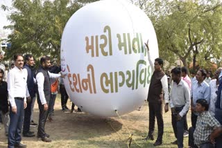 Gj_ptn_02_the balloon comes campaign was launched by the district administration for voting awareness_rtu_Gj10046