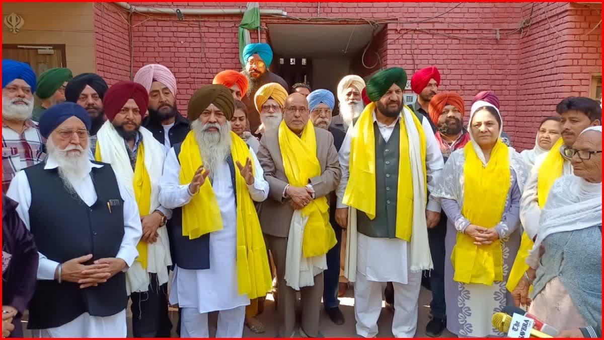 BJP LEADER MEET 1984 SIKH VICTIMS