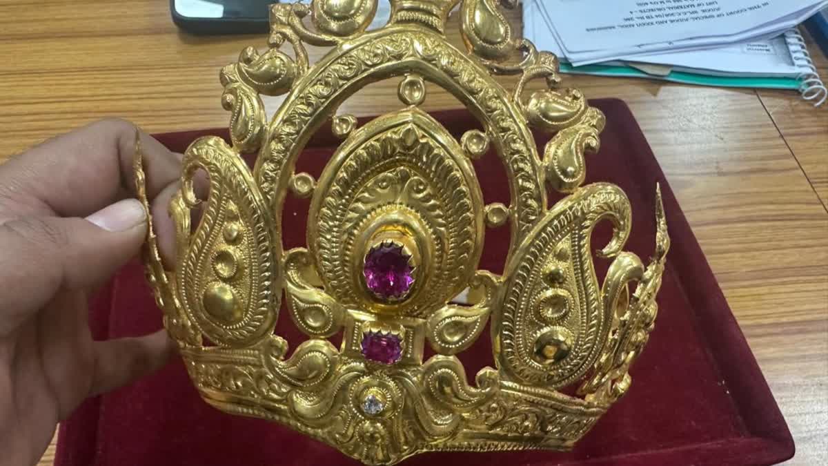 Jayalalithaa's jewellery returned to TN Government.