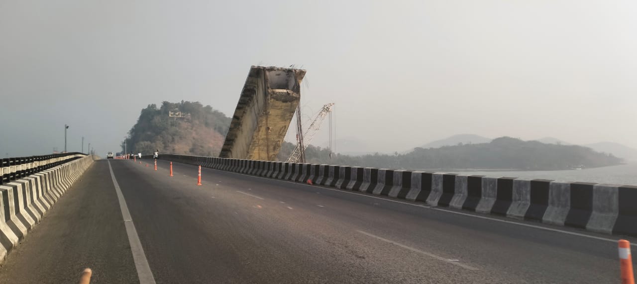 ಕುಸಿದ ಕಾಳಿ ಸೇತುವೆ, ಪಿಲ್ಲರ್ ಕುಸಿತ, Kali bridge