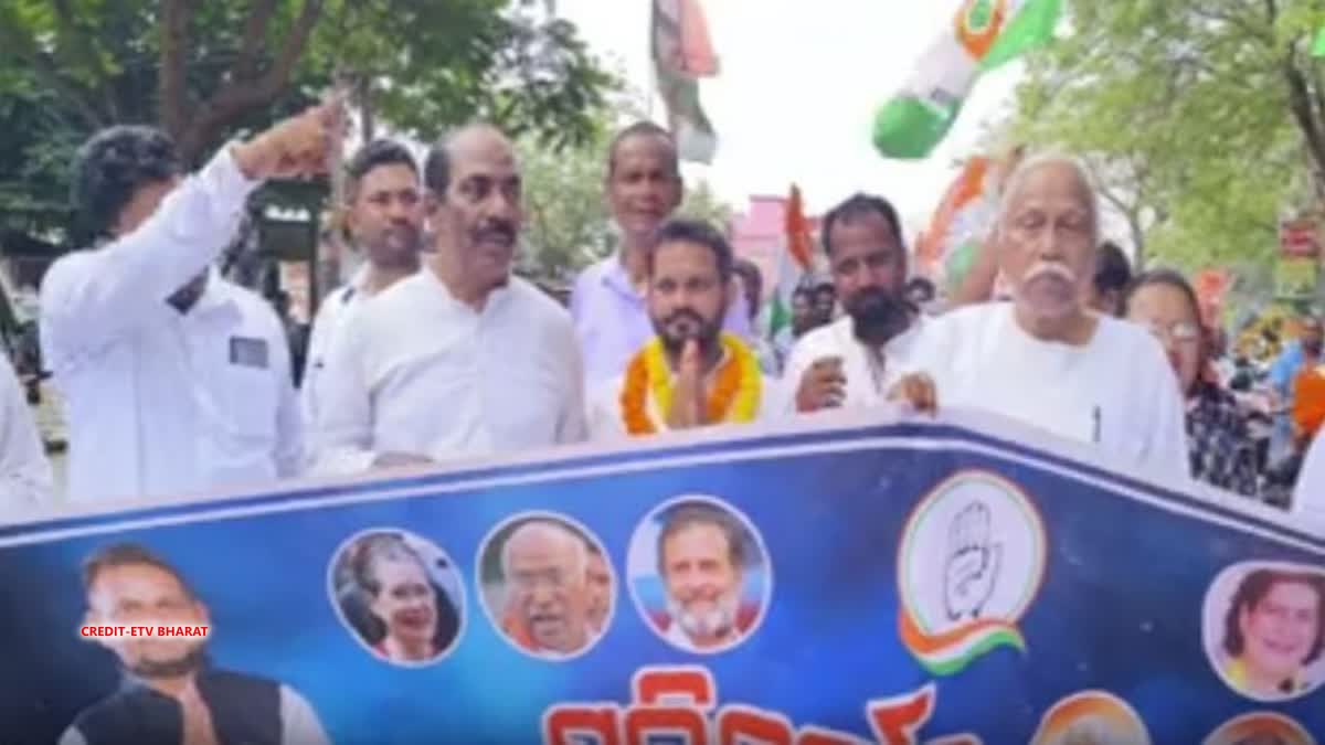 Congress Candidate Campaigning in Niali