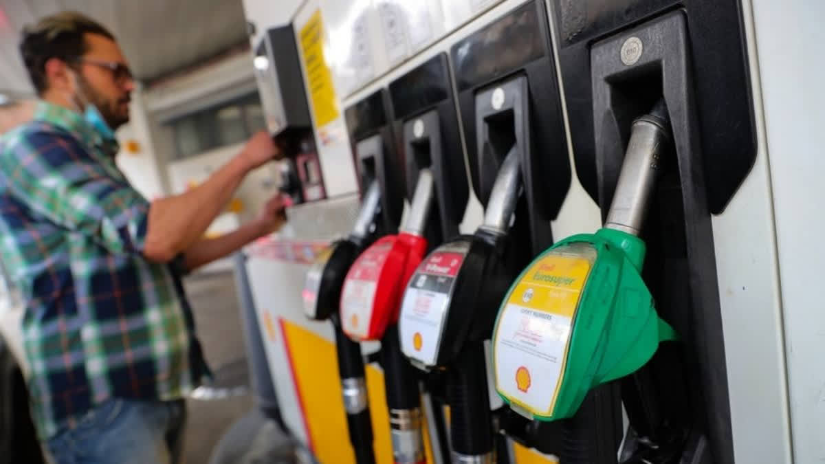 The government has slashed prices of petrol and diesel by Rs 2 per litre with effect from March 15. The Union Ministry of Petroleum and Natural Gas announced the price cut decision via social media platform saying that the OMC's have informed the ministry of the revision in prices across the country.