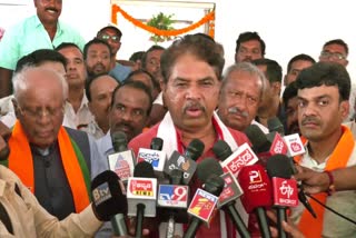 opposition-leader-r-ashok