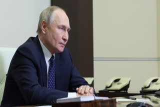 Putin Tells Ukraine Troops In Russian Region To 'Surrender'