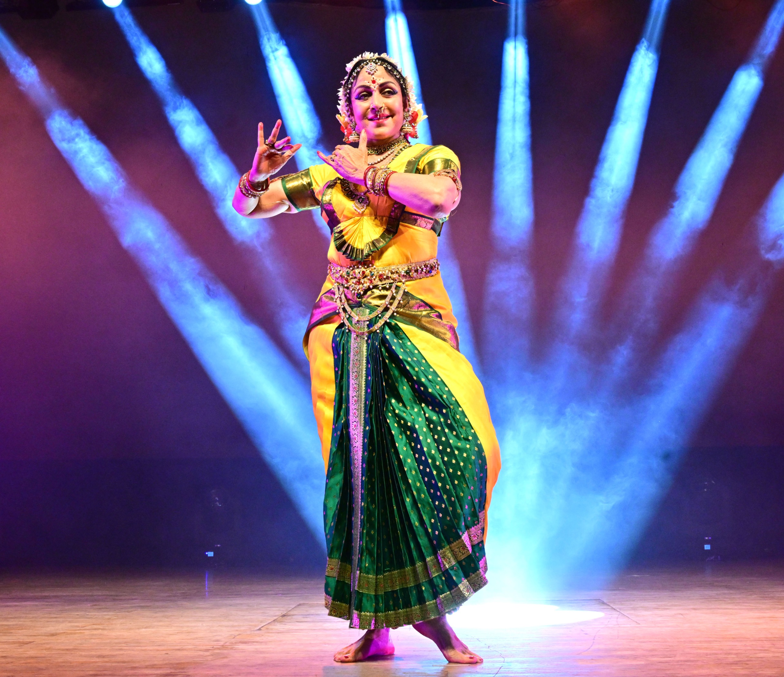 hema malini perform