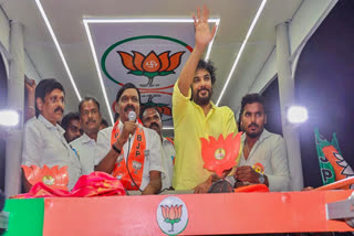 Director Sundar C campaigned for BJP alliance candidate AC Shanmugam in Tiruppathur