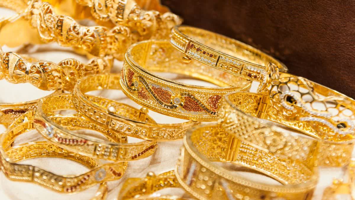 INDORE SARAFA GOLD SHOPPING