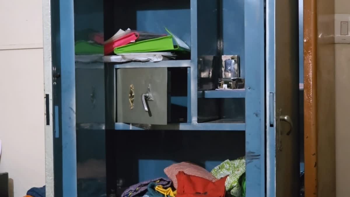 નડિયામાં ચોરીની ઘટના