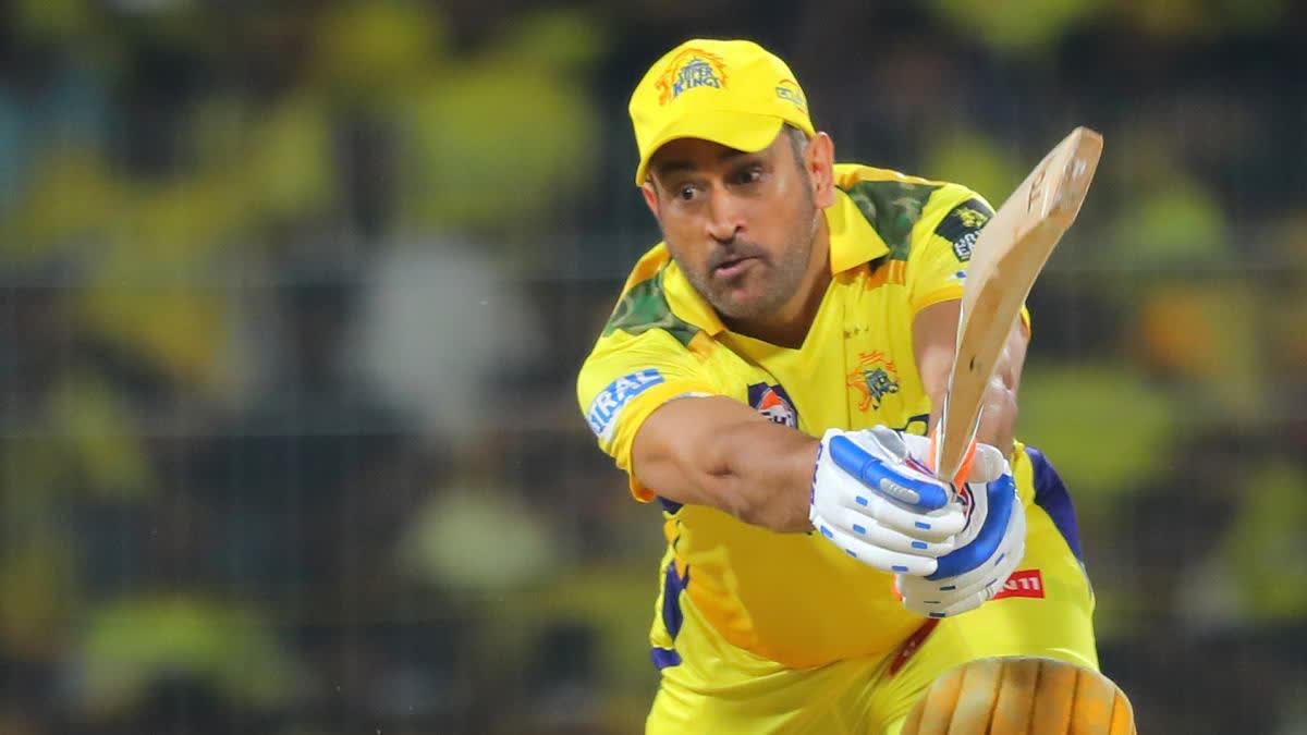 MS DHONI INJURY  MS DHONI KNEE INJURY  CHENNAI SUPER KINGS  IPL 2025