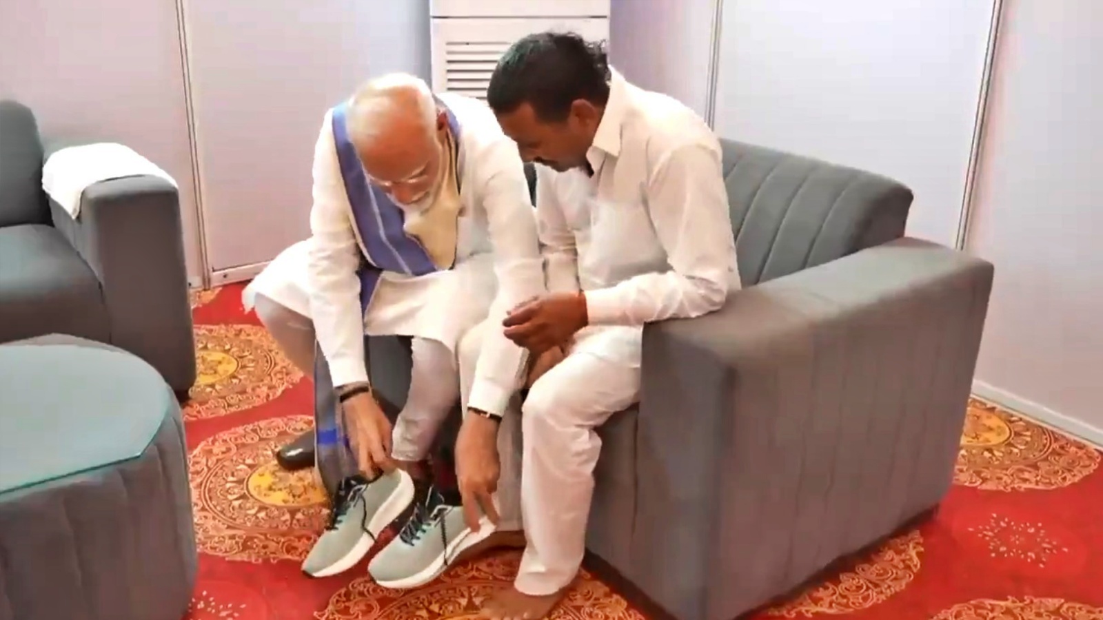 Barefoot For PM Modi