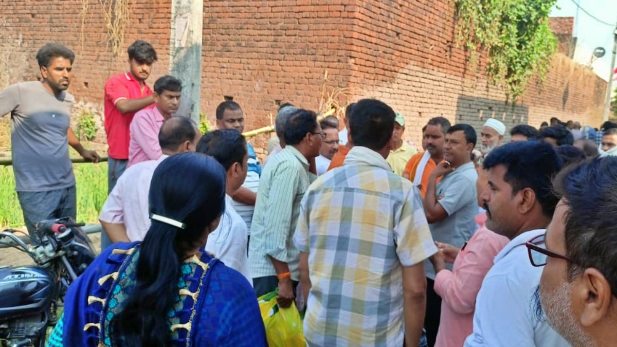 Road accident in Arwal