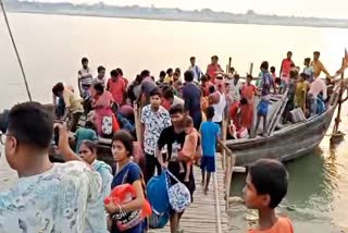 Murshidabad homeless people take shelter in Malda