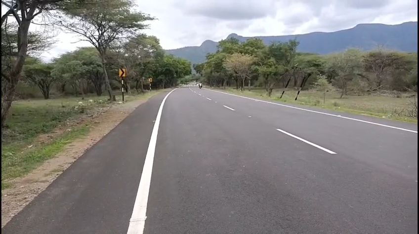 Lorry strike: Police warn of forced bandh in Chamarajanagar