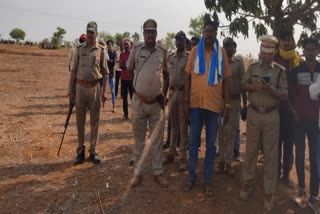 LEOPARD ATTACKED YOUNG MAN  LEOPARD IN MIRZAPUR  VILLAGE FROM FOREST