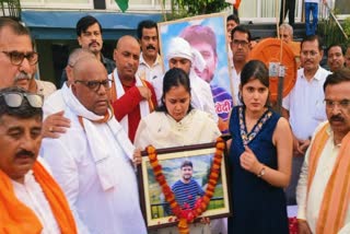 कानपुर में निकली तिरंगा यात्रा.