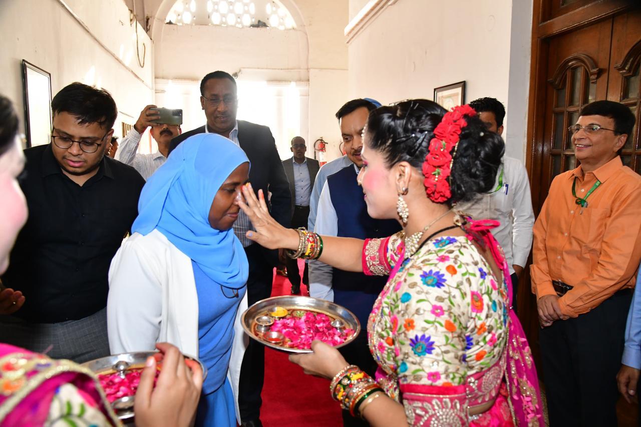 इथियोपियाई प्रतिनिधिमंडल का स्वागत