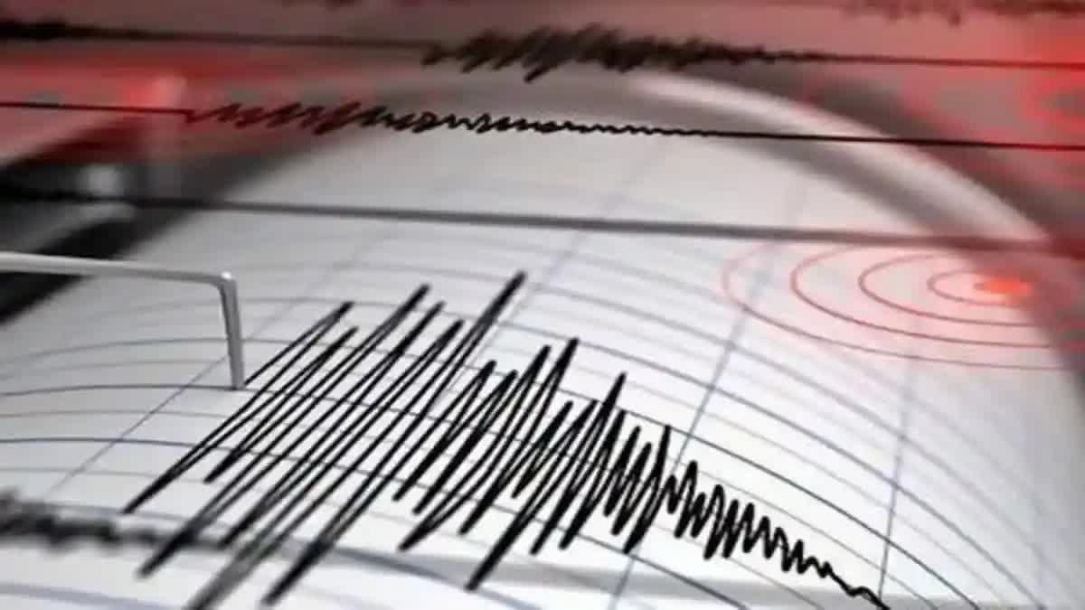 LIGHT MAGNITUDE  EARTHQUAKES HIT VARIOUS AREAS  THRISSUR AND PALAKKAD  KERALA