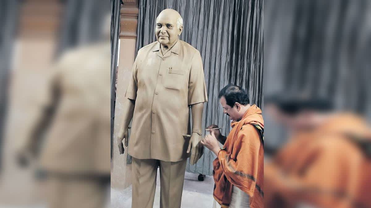 Ramoji Rao Statue