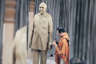 7.5-Foot Statue Of Ramoji Rao To Be Unveiled in Visakhapatnam