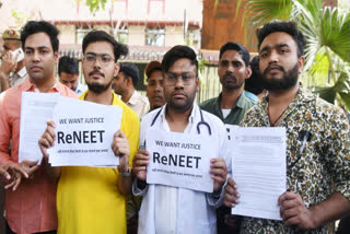 Students protest against the alleged irregularities in NEET in New Delhi on June 14, 2024.