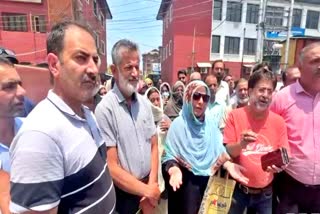 Kashmiri parents in Srinagar appealing to evacuate their children from Iran.