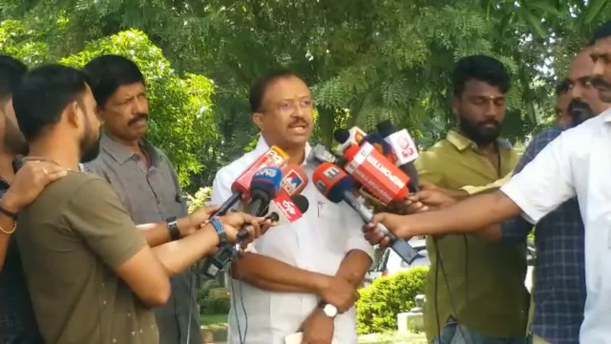 v muraleedharan against cpm in silver line project  v muraleedharan against cpm  e sreedharan  V Muraleedharan  e sreedharan silver line  v muraleedharan in silver line project  silver line  സിപിഎം  വി മുരളീധരൻ  സിൽവർലൈനെതിരെ വി മുരളീധരൻ  സിപിഎമ്മിനെതിരെ വി മുരളീധരൻ  ഇ ശ്രീധരൻ  സിപിഎം  വി മുരളീധരൻ ഇ ശ്രീധരൻ  ഇ ശ്രീധരൻ കെ വി തോമസ്